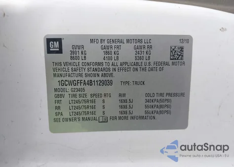 2011 Chevrolet Express 2500 Work Van z USA, uszkodzony, nr VIN 1GCWGFFA4B1129039